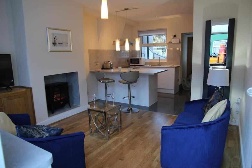 Charming Mid Terrace Cottage Conwy Extérieur photo