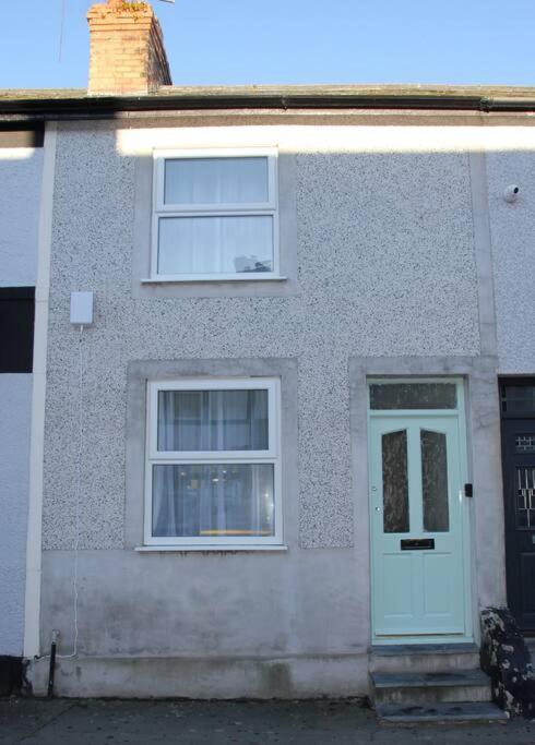 Charming Mid Terrace Cottage Conwy Extérieur photo